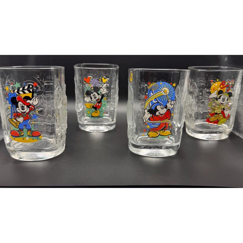 Vintage Walt Disney World 2000 Mickey Mouse Glass Set of 4 Collector Tumblers